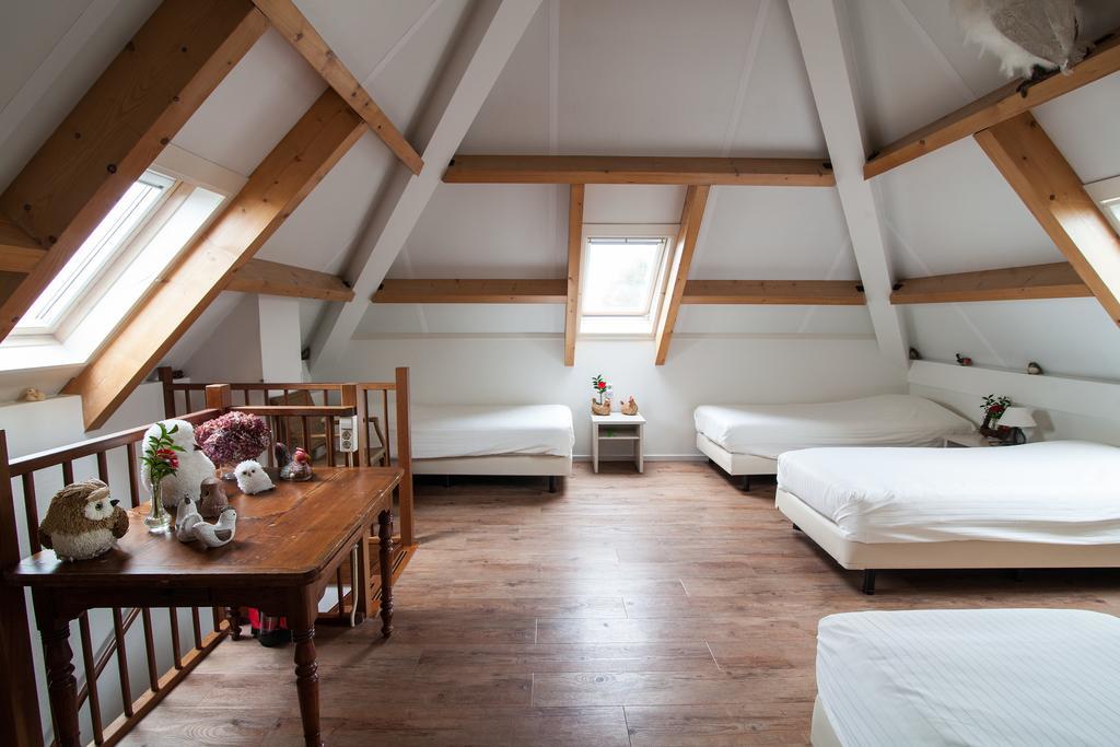 Farm Overleekerhoeve Monnickendam Rum bild